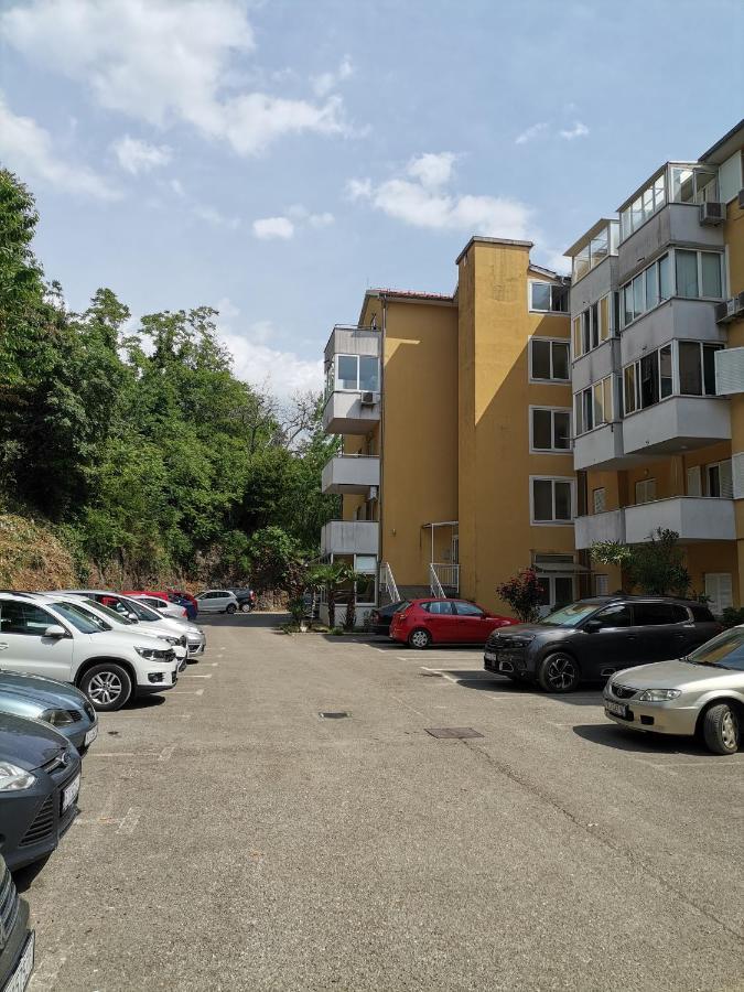 Apartment T&T Lovran Exteriör bild